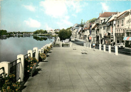 Delcampe - 89* JOIGNY Quai Gal Leclerc  (CPSM 10x15cm)    RL19,0421 - Joigny