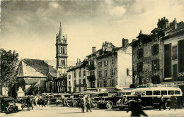 Delcampe - 15* AURILLAC  Place Du Square  (CPSM 9x14cm)     RL30,0110 - Aurillac