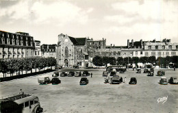 Delcampe - 22* ST BRIEUC   Place Du Champ De Mars  (CPSM 9x14cm)    RL30,1156 - Saint-Brieuc