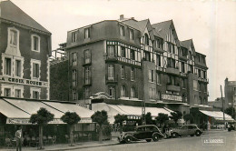 Delcampe - 22* ST BRIEUC   Place Duguesclin - Hotels  (CPSM 9x14cm)   RL30,1147 - Saint-Brieuc