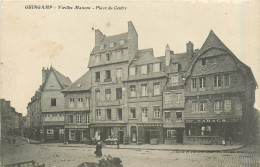 Delcampe - 22* GUINGAMP   Vieilles Maisons Place Du Centre   RL30,1088 - Guingamp