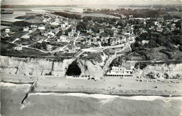 Delcampe - 76* MESNIL VAL La Plage – Le Casino  (CPSM Format 9x14cm)      RL38.1079 - Mesnil-Val