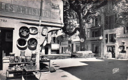 Delcampe - 06* VENCE  Place Du Peyra  (CPSM 9x14cm)       RL46,0339 - Vence