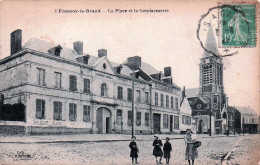 Delcampe - 02* FRESNOY LE GRAND  Place De La Gendarmerie      RL46,0078 - Polizei - Gendarmerie