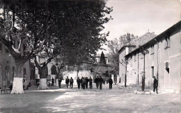 Delcampe - 13* TARASCON  Centre De Selecion N° 9 – Cour Interieure  - (CPSM 9x14cm)  RL46,0689 - Kasernen