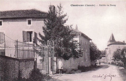Delcampe - 16* CHANTREZAC  Entree Du Bourg        RL46,1126 - Other & Unclassified