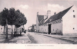 Delcampe - 45* ARTENAY  Place De La Gendarmerie – Hotel De La Fontaine     RL60,0200 - Artenay