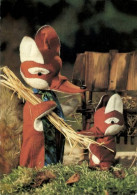 Delcampe - CPA Unser Sandmännchen, Sandmann, Herr Fuchs Und Weißohr, DDR Kinderfernsehen - Spielzeug & Spiele