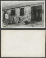 Delcampe - China Old Real Photo Postcard Native Chinese Country Weaving House Door Chinaman - China