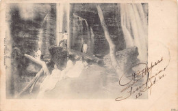 Delcampe - A874 Indonesia 1902 Waterfall Soember Madjing Te Malang Boys Riffle Postcard - Indonesien