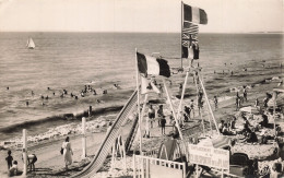 Delcampe - 44 THARON DES JEUX SUR LA PLAGE - Tharon-Plage