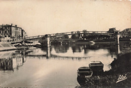 Delcampe - 17 SAINTES LES PONTS SUR LA CHARENTE - Saintes