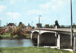 Delcampe - 37  L ILE BOUCHARD LE PONT SUR LA VIENNE - L'Île-Bouchard