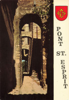 Delcampe - 30  PONT SAINT ESPRIT UNE RUELLE - Pont-Saint-Esprit