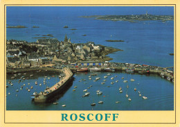 Delcampe - 29 ROSCOFF LE PORT ET L ILE DE BATZ - Roscoff