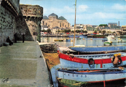 Delcampe - 29 CONCARNEAU LES QUAIS DE LA PORTE AUX VINS - Concarneau