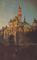 Delcampe - U.S. WALT DISNEY POSTCARD THE MAGIC KINGDOM DISNEYLAND SLEEPING BEAUTY CASTLE 1970 - Disneyland