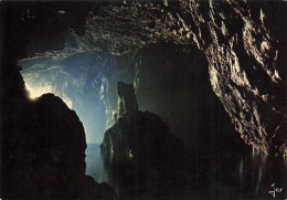 Delcampe - 29 CROZON LA GROTTE DE L AUTEL - Crozon