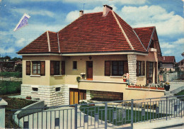 Delcampe - 77 COMBS LA VILLE LA MAISON DE LA FAMILLE COUDERT - Combs La Ville