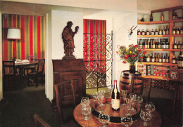 Delcampe - 39 ARBOIS LES SALONS DE DEGUSTATION DES GRANDS VINS HENRI MAIRE - Arbois