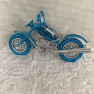 Delcampe - Limited Time Flash Sale Handmade Aluminium Wire Large Motorcycle Model - Light Blue - Motorfietsen