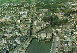 Delcampe - 29 LANDERNEAU LE CNTRE VILLE - Landerneau
