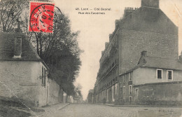 Delcampe - 02  LAON LA RUE DES CASERNES - Laon