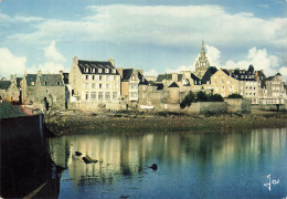 Delcampe - 29 ROSCOFF DES MAISONS ET L EGLISE - Roscoff