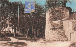 Delcampe - 02  LAON LA PORTE DE SOISSONS - Laon