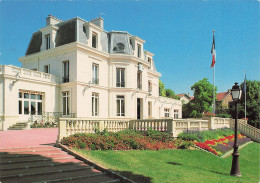 Delcampe - 92 CHAVILLE HOTEL DE VILLE - Chaville