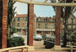 Delcampe - 91 SAVIGNY SUR ORGE LA PLACE DU MARCHE - Savigny Sur Orge