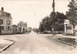 Delcampe - 77 PONTAULT COMBAULT AVENUE DE LA REPUBLIQUE - Pontault Combault