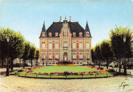 Delcampe - 92 RUEIL MALMAISON L HOTEL DE VILLE - Rueil Malmaison