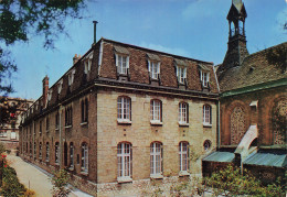 Delcampe - 92 VANVES LE ROSIER ROUGE - Vanves