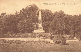 Delcampe - 51 VITRY LE FRANCOIS LE JARDIN PUBLIC - Vitry-le-François