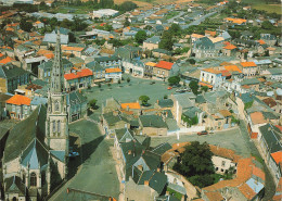 Delcampe - 86 MIREBEAU EGLISE NOTRE DAME ET LE CENTRE - Mirebeau