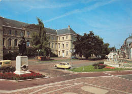 Delcampe - 86 LOUDUN HOTEL DE VILLE - Loudun
