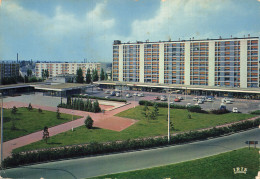 Delcampe - 86 CHATELLERAULT CENTRE COMMERCIAL DE L OZON - Chatellerault
