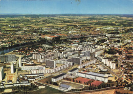 Delcampe - 86 CHATELLERAULT ET LA PLAINE D OZON - Chatellerault