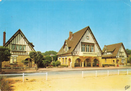 Delcampe - 14 FRANCEVILLE L HOTEL DE VILLE - Arromanches