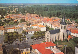 Delcampe - 79  BRIOUX SUR BOUTONNE L EGLISE ET LE CENTRE DU BOURG - Brioux Sur Boutonne