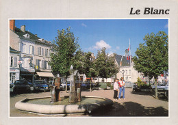 Delcampe - 36  LE BLANC PLACE DE LA LIBERATION - Le Blanc
