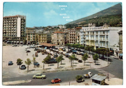 Delcampe - Lazio Latina Formia Largo Paone Con Vista Del Mercato Giornaliero Anno 1966 - Mercados