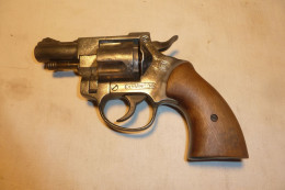 Delcampe - PISTOLET REVOLVER JAGUAR OLYMPIC CHROME CALIBRE 9MM A BLANC MODE IN ITALIE EN BON ÉTAT VOIR LES PHOTOS - Armas De Colección
