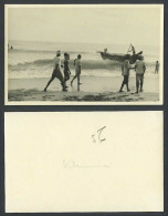 Delcampe - Ceylon Old Real Photo Card Native Fishing Boat, Fishermen Fishery, Seaside Beach - Sri Lanka (Ceylon)