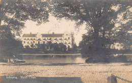 Delcampe - L070 Sweden Lidkoping Hotel Ornen 1924 Real Photo Postcard - Schweden