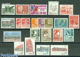 Delcampe - Denmark 1972 Yearset 1972 (22v), Mint NH, Various - Yearsets (by Country) - Neufs