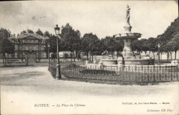 Delcampe - CPA Bayeux La Place Du Chateau - Bayeux