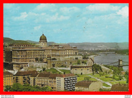 Delcampe - CPSM/gf  BUDAPEST(Hongrie)   Làtkép A Vàrral ( XIII-XIV Siécle). *2845 - Hongrie