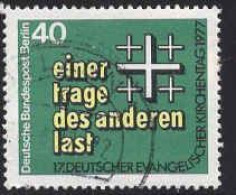 Delcampe - Berlin Poste Obl Yv:510 Mi:548 17.Deutscher Evangelischer Kirchentag (cachet Rond) - Christianity